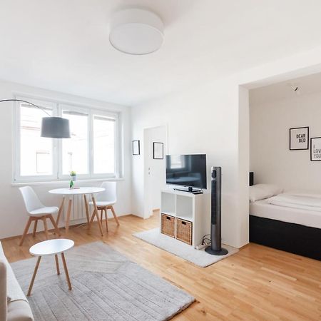 Modern, Bright Studio -Close To The Center In A Quiet Area Vienna Exterior photo